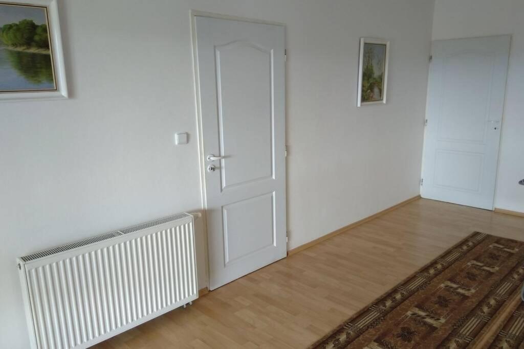 Hannah - Relax Dom Pod Orechom I4 Travnica Exterior photo